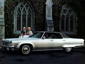 Oldsmobile 98 Regency Hardtop Sedan 1975 года